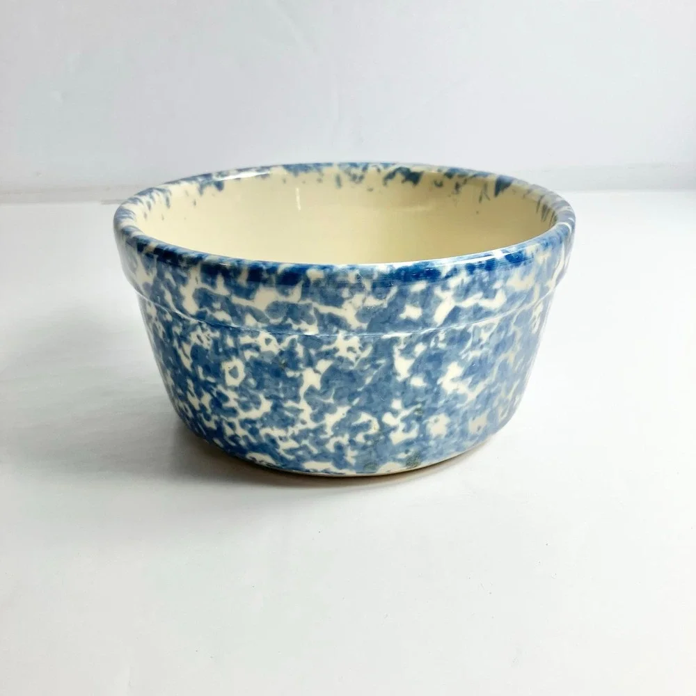 Workshops of Gerald Henn, Roseville Blue Spongeware Butter Dish with Wooden Lid